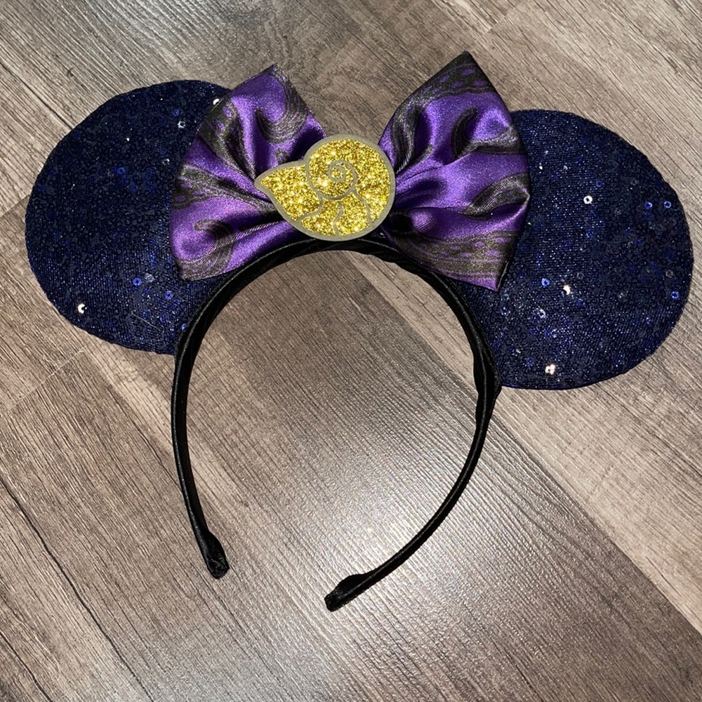 Mickey Ears. Ursula.
